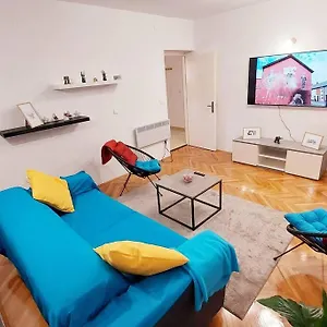 Happy Days Apartament Pula